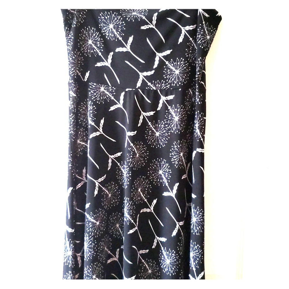 *Make an offer!*  LuLaRoe Maxi Skirt Dandelion XXS